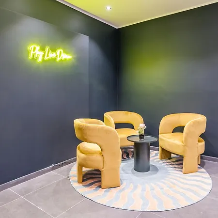 Martina Luxury - Grandmaison 토리노