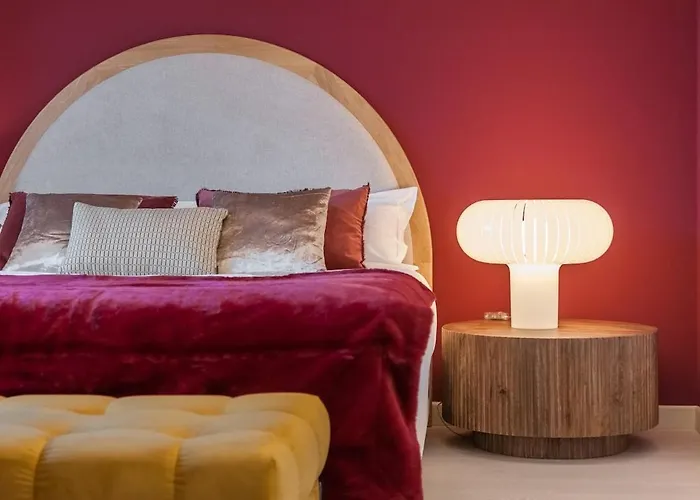 Martina Luxury - Grandmaison *