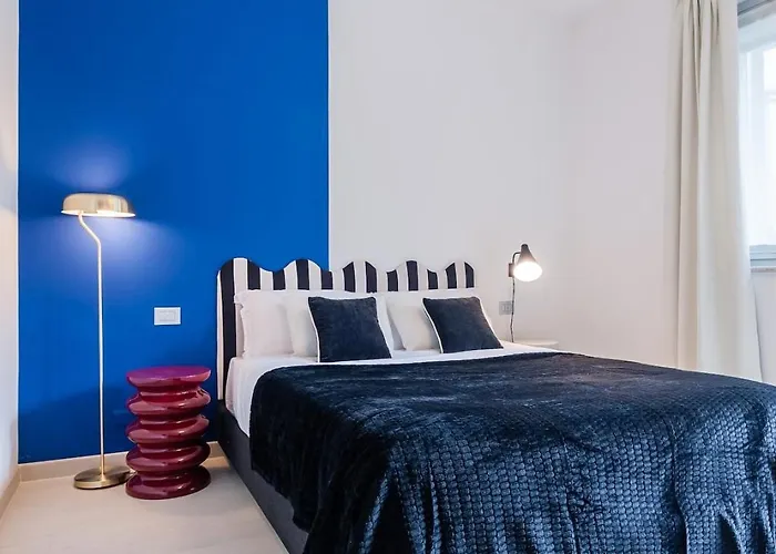 Martina Luxury - Grandmaison