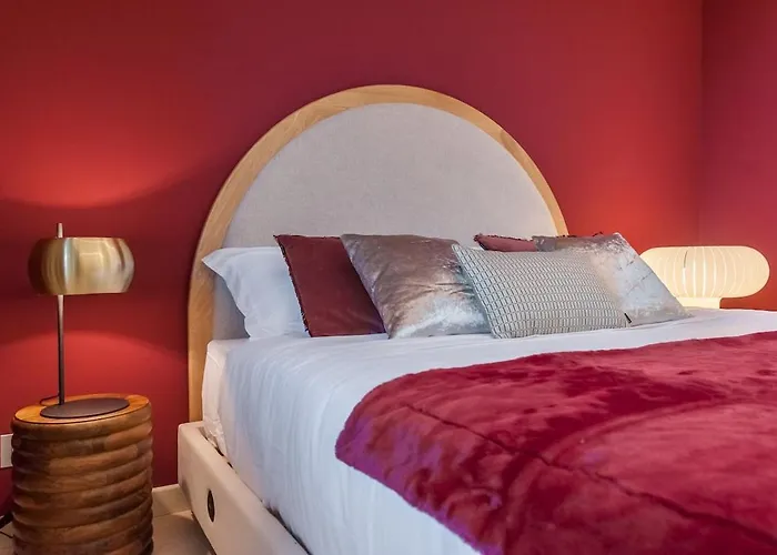 Martina Luxury - Grandmaison