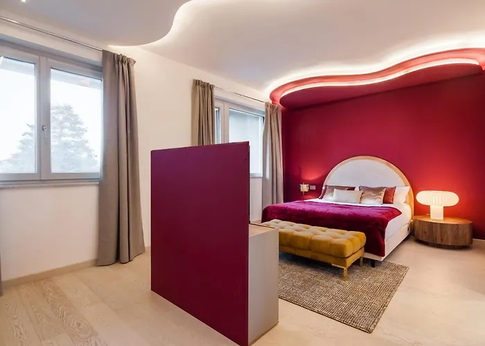 Martina Luxury - Grand Maison