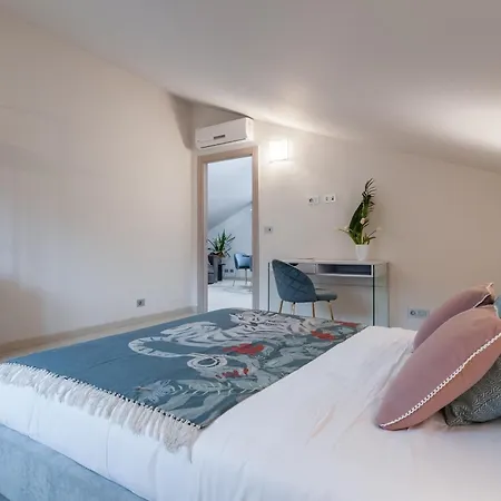 Martina Luxury - Grandmaison Villa