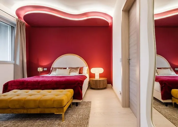 Martina Luxury - Grand Maison