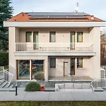Martina Luxury - Grandmaison *